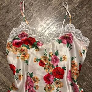 Vintage Victoria’s Secret Floral Slip Dress Size Small